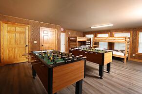 Oak Tree Lodge 3 - Fifteen Bedroom Chalet Lodge