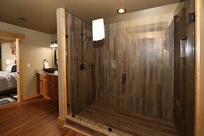 Movie DiveInn - Four Bedroom Chalet