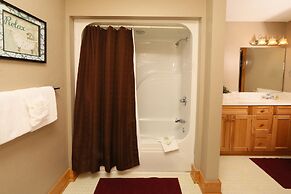 Pinnacle View 7C - Three Bedroom Chalet