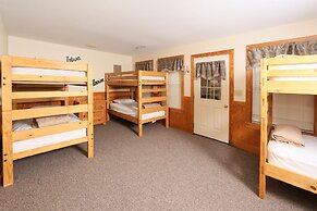 Wildwood Falls 4 - Two Bedroom Chalet