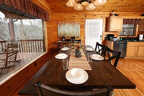 Just Hanging Out - Three Bedroom Cabin