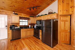 Just Hanging Out - Three Bedroom Cabin