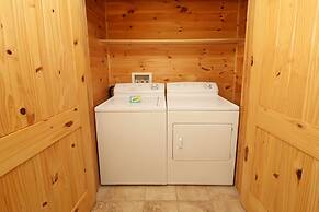 Grampy Camp Lodge at Gatlinburg