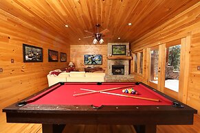 Grampy Camp Lodge at Gatlinburg