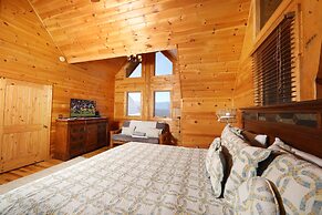 Grampy Camp Lodge at Gatlinburg