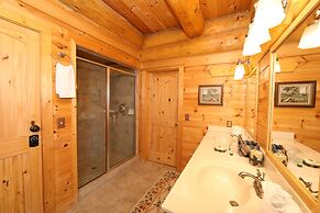 Grampy Camp Lodge at Gatlinburg