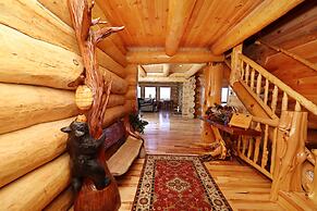 Grampy Camp Lodge at Gatlinburg