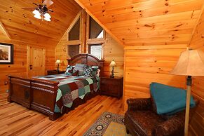 Grampy Camp Lodge at Gatlinburg