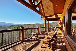 Grampy Camp Lodge at Gatlinburg