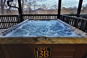 Briarstone Lodge Condo 13B - Two Bedroom Condo