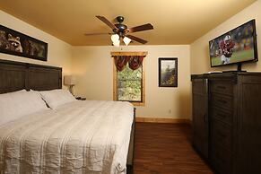 Dive Right In - Four Bedroom Chalet