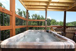 Dive Right In - Four Bedroom Chalet