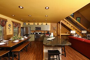 Dive Right In - Four Bedroom Chalet