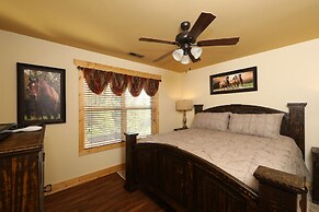 Dive Right In - Four Bedroom Chalet