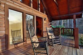 Hugs n Kisses - One Bedroom Cabin