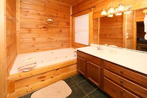 Big Pine Lodge - Six Bedroom Cabin