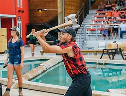 Big Pine Lodge - Six Bedroom Cabin