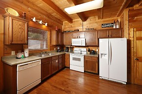 Big Pine Lodge - Six Bedroom Cabin
