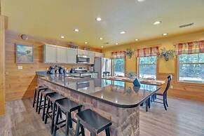 Splash Mountain Lodge