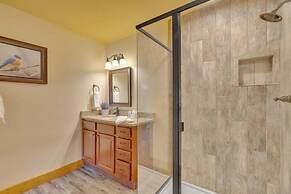 Splash Mountain Lodge