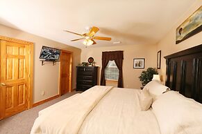 Pinnacle View 7B - Three Bedroom Chalet