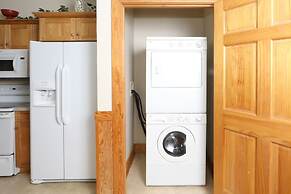 Apple Blossom 10 - Two Bedroom Chalet