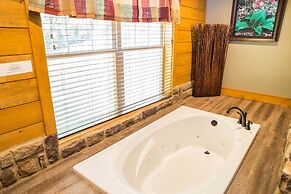 A Hilltop Hideaway - Four Bedroom Chalet