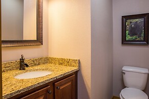 A Hilltop Hideaway - Four Bedroom Chalet