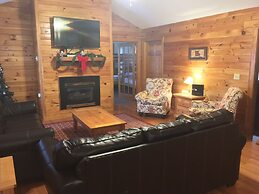 Cherry Blossom 11 - Three Bedroom Chalet