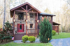 Cub Creek Lodge - Three Bedroom Cabin