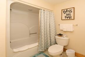 Ivy Falls 9 - Five Bedroom Chalet