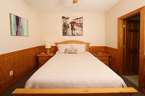 Ivy Falls 9 - Five Bedroom Chalet