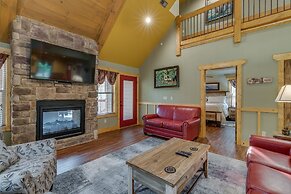 Swimmin in the Smokies - Six Bedroom Chalet