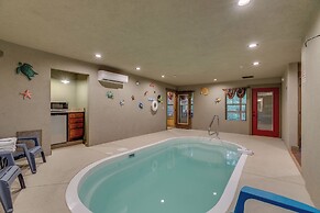 Swimmin in the Smokies - Six Bedroom Chalet