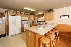 Cedar Falls 8 - Three Bedroom Chalet