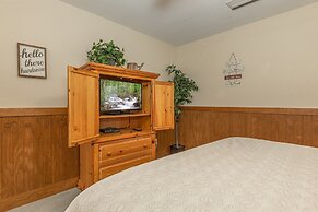 Magnolia Place 5 - Eight Bedroom Chalet