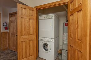 Magnolia Place 5 - Eight Bedroom Chalet