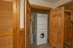 Magnolia Place 5 - Eight Bedroom Chalet