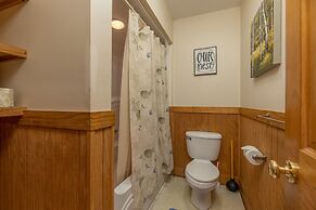 Magnolia Place 5 - Eight Bedroom Chalet