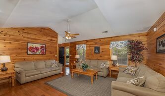 Magnolia Place 5 - Eight Bedroom Chalet