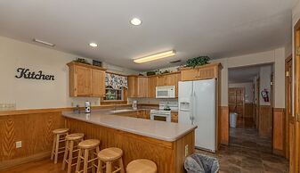 Magnolia Place 5 - Eight Bedroom Chalet