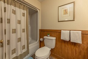 Magnolia Place 5 - Eight Bedroom Chalet