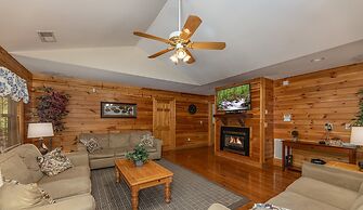 Magnolia Place 5 - Eight Bedroom Chalet