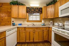 Briarstone Lodge Condo 13F - Three Bedroom Condo