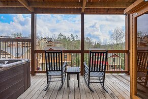 Hilltop Haven - Four Bedroom Chalet