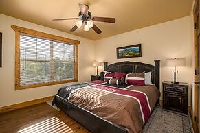 Hilltop Haven - Four Bedroom Chalet