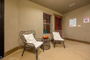 Hilltop Haven - Four Bedroom Chalet