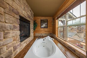 Hilltop Haven - Four Bedroom Chalet