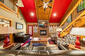 Splash Mansion - Four Bedroom Chalet