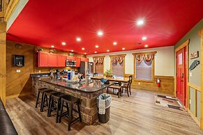 Splash Mansion - Four Bedroom Chalet